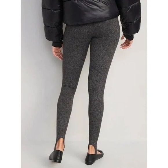 Old Navy High-Waisted Cozecore Heather Performance Stirrup Leggings Size Medium - Picture 3 of 10